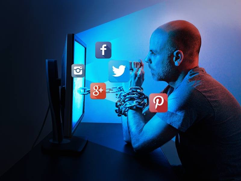 Three Signs Which Indicate You Should Minimize The Usage of Social